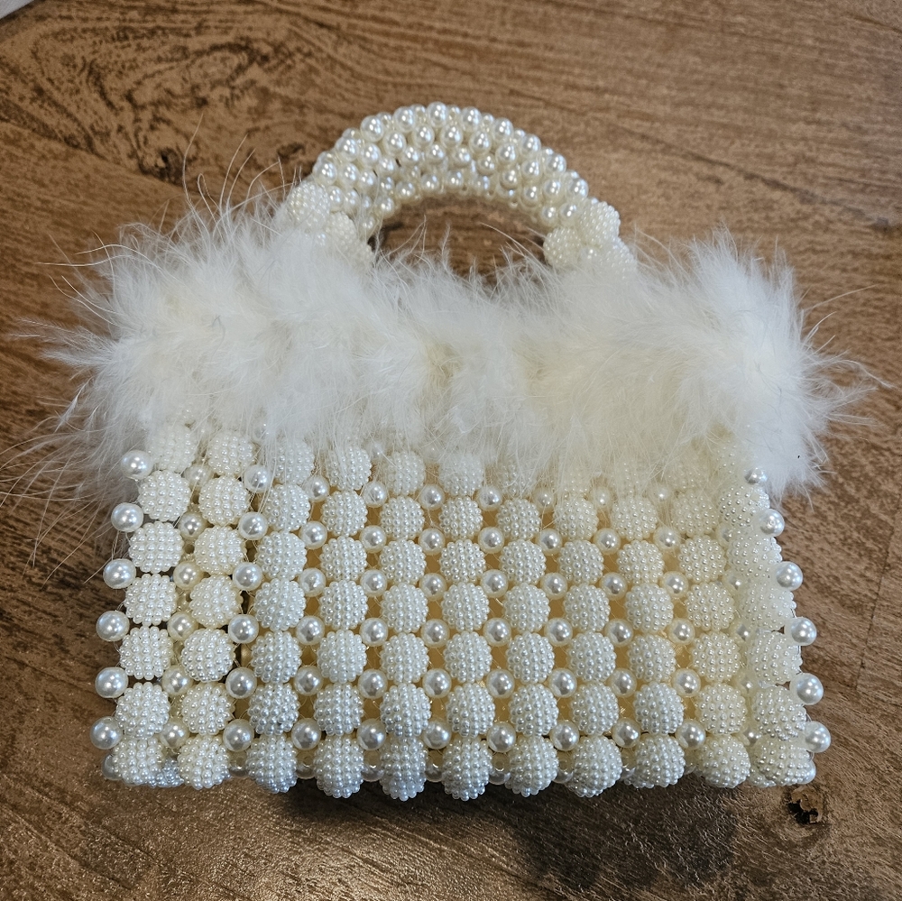 NEW Beaded Pearl Handbag